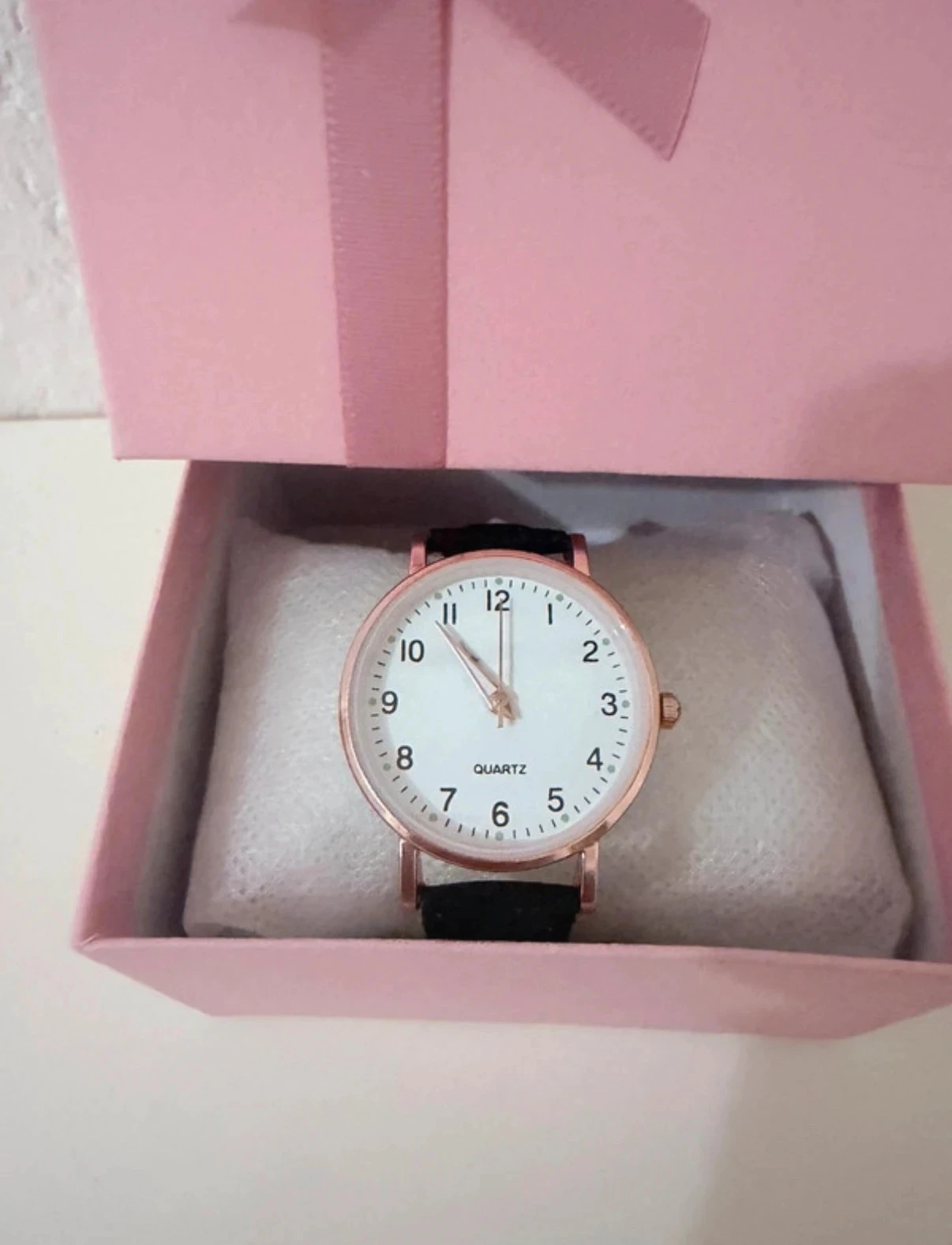 Elegante Reloj de Cuarzo Minimalista – Correa Negra y Caja Dorado Rosa – photo 3